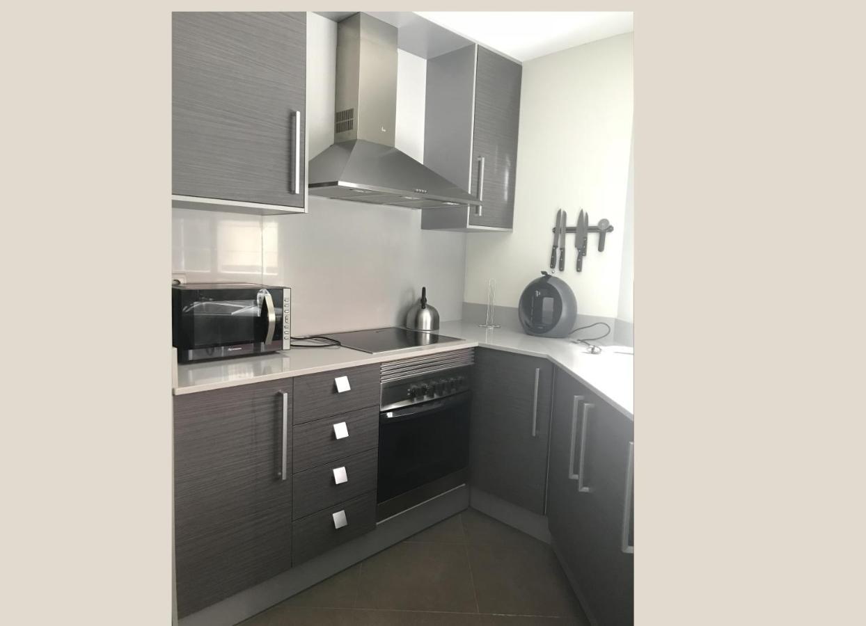 Stunning 2-Bed Apartment In 佩戈 外观 照片